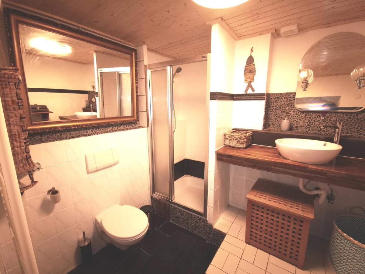 Mooi Ruim Appartement In Antieke Stadsboerderij Schönecken Dış mekan fotoğraf